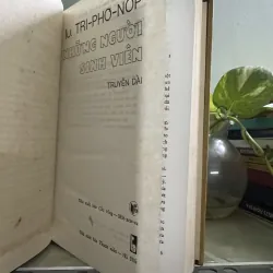 Những người sinh viên - xuất bản 1987 745745