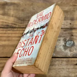 The Distant Echo - Val McDermid 736304