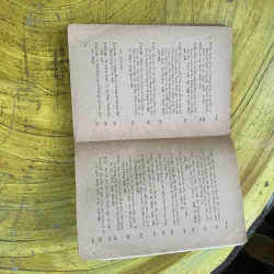 VỀ XÂY DỰNG CON NGƯỜI MỚI XÃ HỘI CHỦ NGHĨA  746717