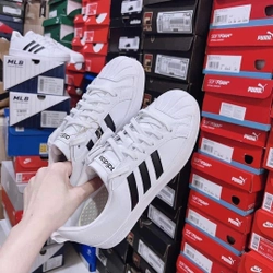 Giày sneaker das size 39 trắng sọc đen mõm sò còn mới nguyên 