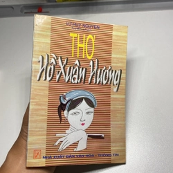 THƠ HỒ XUÂN HƯƠNG