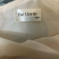 Đầm The Unnies size M màu kem như mới 362220