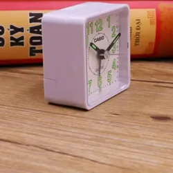 Đồng hồ Casio để bàn có báo thức chính hãng kèm hộp 731589