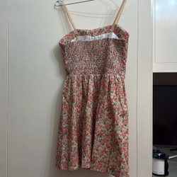 Váy 2 dây cúp ngực có lót. Size M 495504