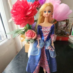 Búp bê Barbie đầm xanh dương 1005314