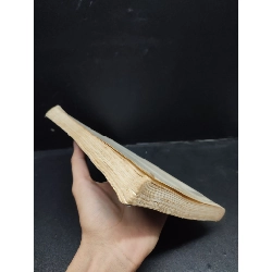 Kỹ thuật đồ họa năm 2002 mới 70% ố vàng ẩm có viết HCM.TN2602 923508