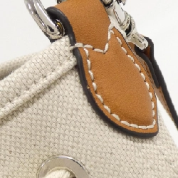 Túi đeo vai Gucci 777166 FACV3 613532