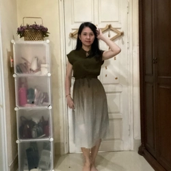 Váy thời trang size M màu xanh bộ đội loang đã qua sử dụng, chât mềm nhẹ mặc tôn dáng 470564
