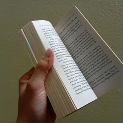 The five people you meet on the heaven, sách ngoại văn tiếng Anh english book  719418