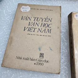 Văn tuyển văn học Việt nam 3 tập | thế kỷ XI đến 1945 782407