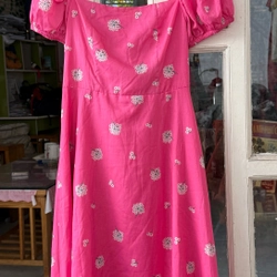 Đầm hiệu CCHAT CLOTHES size L new tag 367564