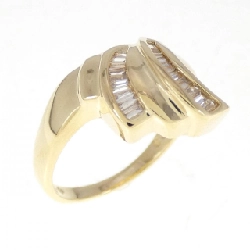 Nhẫn kim cương K18YG 0.22CT