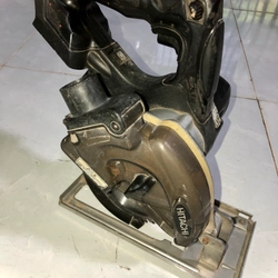 Thân máy Cưa đĩa pin Hitachi Nhật 541269