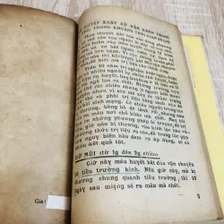 2 sách  xưa – đóng chung bìa cứng 925816