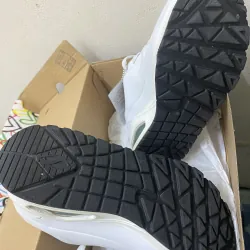 Giày thể thao Skeckers (size 7 US) chính hãng  800357