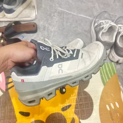 Giầy on running 973202