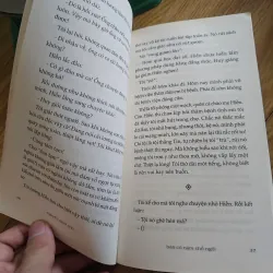 Bàn có năm chỗ ngồi
 757610