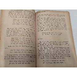 Luận đề về Nguyễn Khuyến - Nguyễn Duy Diễn & Bằng Phong 545635