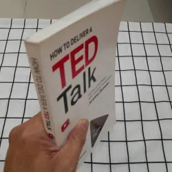 Sách ngoại văn Anh- HOW TO DELIVER A TED TALK- Tg. Jeremey Donovan.  934153