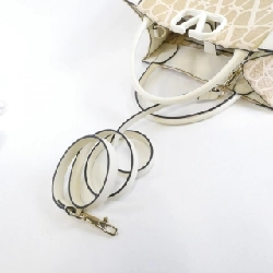 Túi xách Valentino Garavani 4W2B0M55AFR - Hàng hiệu Authentic 805139