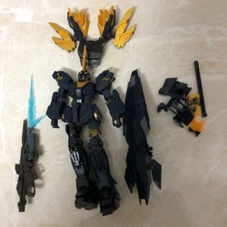 Rg Banshee Bandai Cũ và Bộ Phận Dùng Custom và kitbash