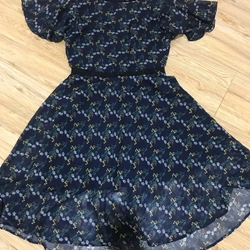 Đầm xoè Kimi màu xanh dương đậm size M