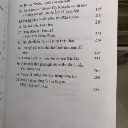 Sống với văn chương cùng thời - Phạm Quang Trung 994493