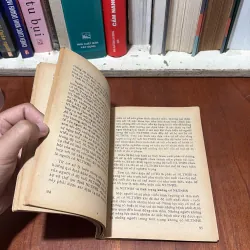 II Sách Tội Phạm: Tội Phạm Trong Luật Hình Sự Việt Nam - Nguyễn Ngọc Hoà - 1991 748213