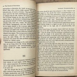 Innovation and Entrepreneurship - Peter F. Drucker 734864