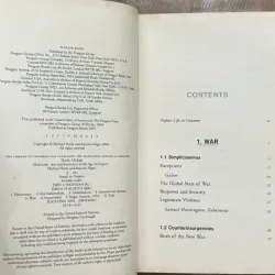 Multitude: War and Democracy in the Age of Empire - Michael Hardt & Antonio Negri 729009