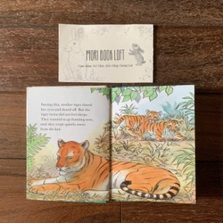 Sách ngoại văn Tiki and Taj the Tiger Twins, Used, Khổ nhỏ, Bìa cứng 498846