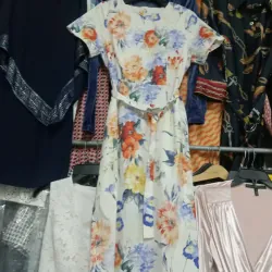 Đầm CK size 6 eo 80