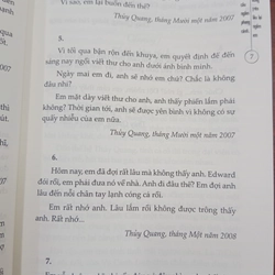 Em đứng trên cầu ngắm phong cảnh Người đứng trên lầu lại ngắm em 332777