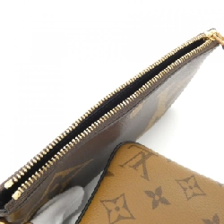 Túi đeo chéo Monogram Trio M68756 623965