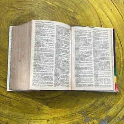 THE OXFORD MODERN ENGLISH DICTIONARY  701173