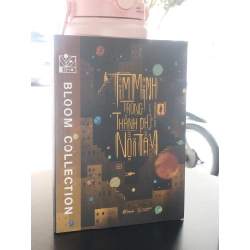 Tìm mình trong thành phố nội tâm - Cosmic Writer