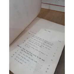 Chính sách tài chánh và thị trường vốn - V. V. Bhatt, Paul.A. Popiel 734483