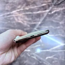 APPLE IPHONE 11 promax màu vàng 64gb full chức năng 779650