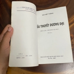 II Tựa sách: Tiểu Thuyết Đương Đại _ Tiểu Luận và Phê Bình Văn Học - Bùi Việt Thắng - 2006 456171