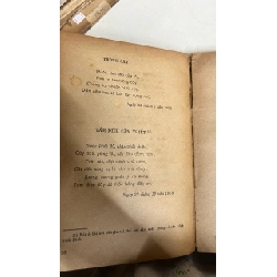 Vấn đề dân tộc trong thơ ca Hồ Chí Minh - Giáo sư Hoàng Như Mai, Nguyễn Văn Hấn 1032212