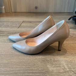 Thanh lý giày size 36, bốt size 37 444136