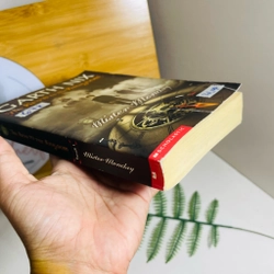 [Sách 2hand từ US] Like new 90% - Mister Monday của Garth Nix 476674