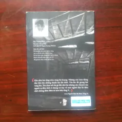 [Sách Tản Văn] Người Đàn Bà Điên Trên Tầng 9 (Hà Thanh Phúc) 1008624