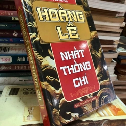 Sách Hoàng Lê Nhất Thống Chí - Ngô Gia Văn Phái nguyên tác 307086