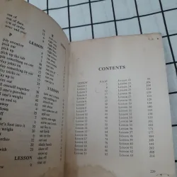 THÀNH NGỮ ANH VIỆT THÔNG DỤNG (Essential Idioms in Eng) Robert Dixson. Anh Thư dịch. 1993 732658