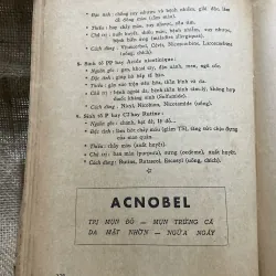 Cẩm nang Tân y học - sách y trước 1975- hơn 330 trang - sách bị mọt ăn  907760