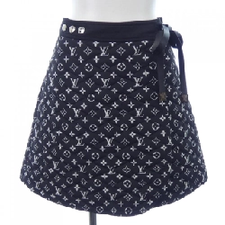 Váy LOUIS VUITTON FKSK11YGP