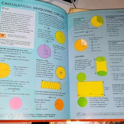 The Usborne - Illustrated Dictionary of Maths 470378