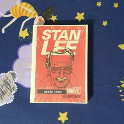 Sách danh nhân Stan Lee - Marvel tặng kèm port card, tình trạng như mới.