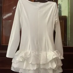 vây trắng xoè tay dài 795853